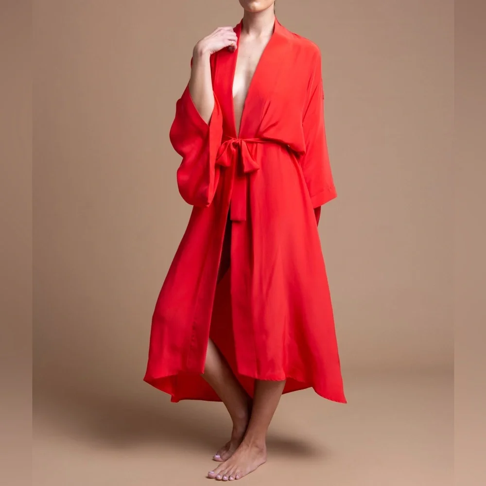 Designer Silk Red Long Kimono Robe NWT 100% Italian Silk One Size Mother’s Day! - Picture 4 of 5
